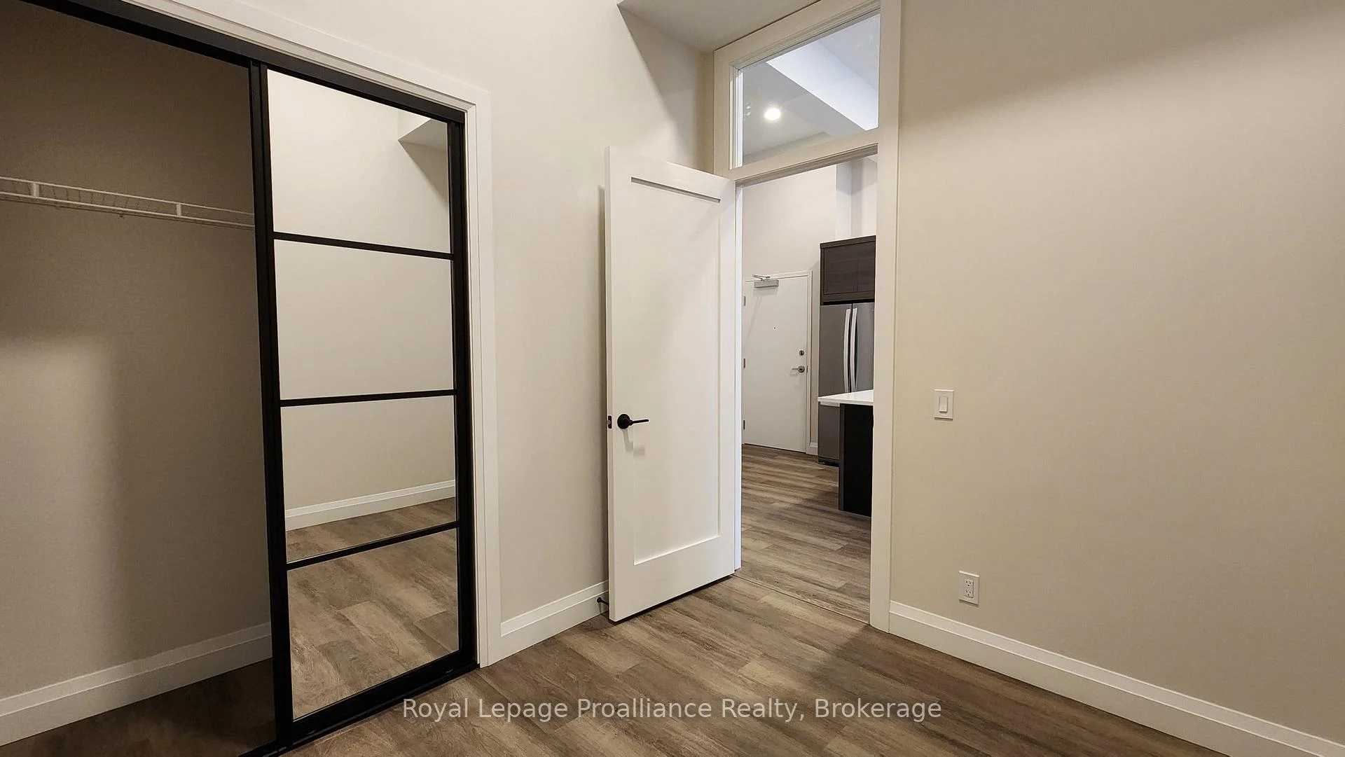 Photo 26 of Unit 4, 261 Front Street, Belleville, Belleville Ward — HOMEH