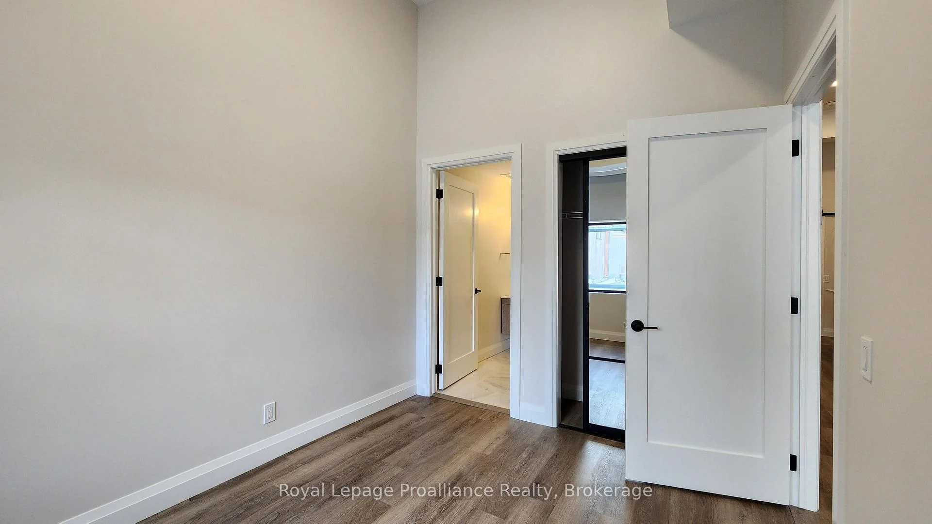 Photo 30 of Unit 4, 261 Front Street, Belleville, Belleville Ward — HOMEH
