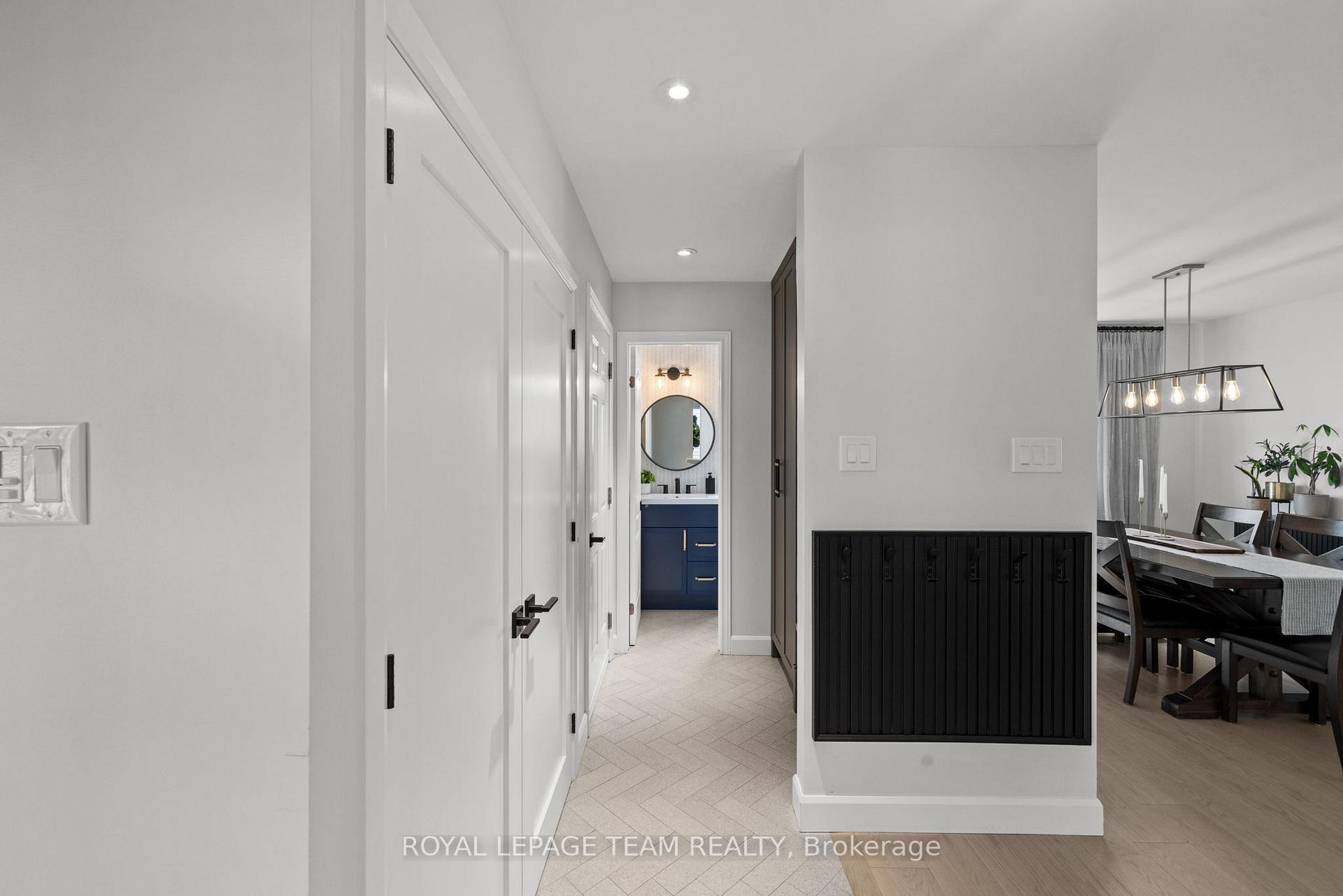 Photo 9 of 38 Merner Avenue, Ottawa, Barrhaven - Cedargrove/Fraserdale — HOMEH