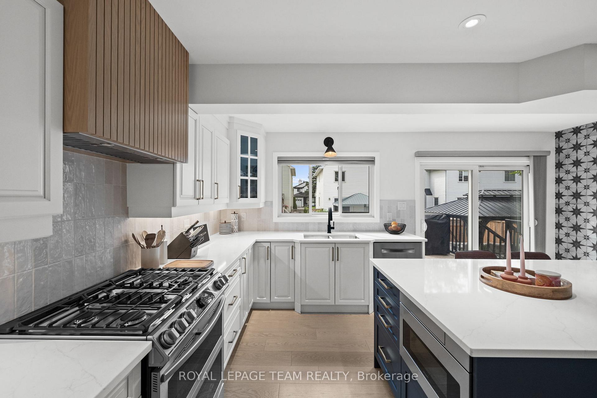 Photo 18 of 38 Merner Avenue, Ottawa, Barrhaven - Cedargrove/Fraserdale — HOMEH