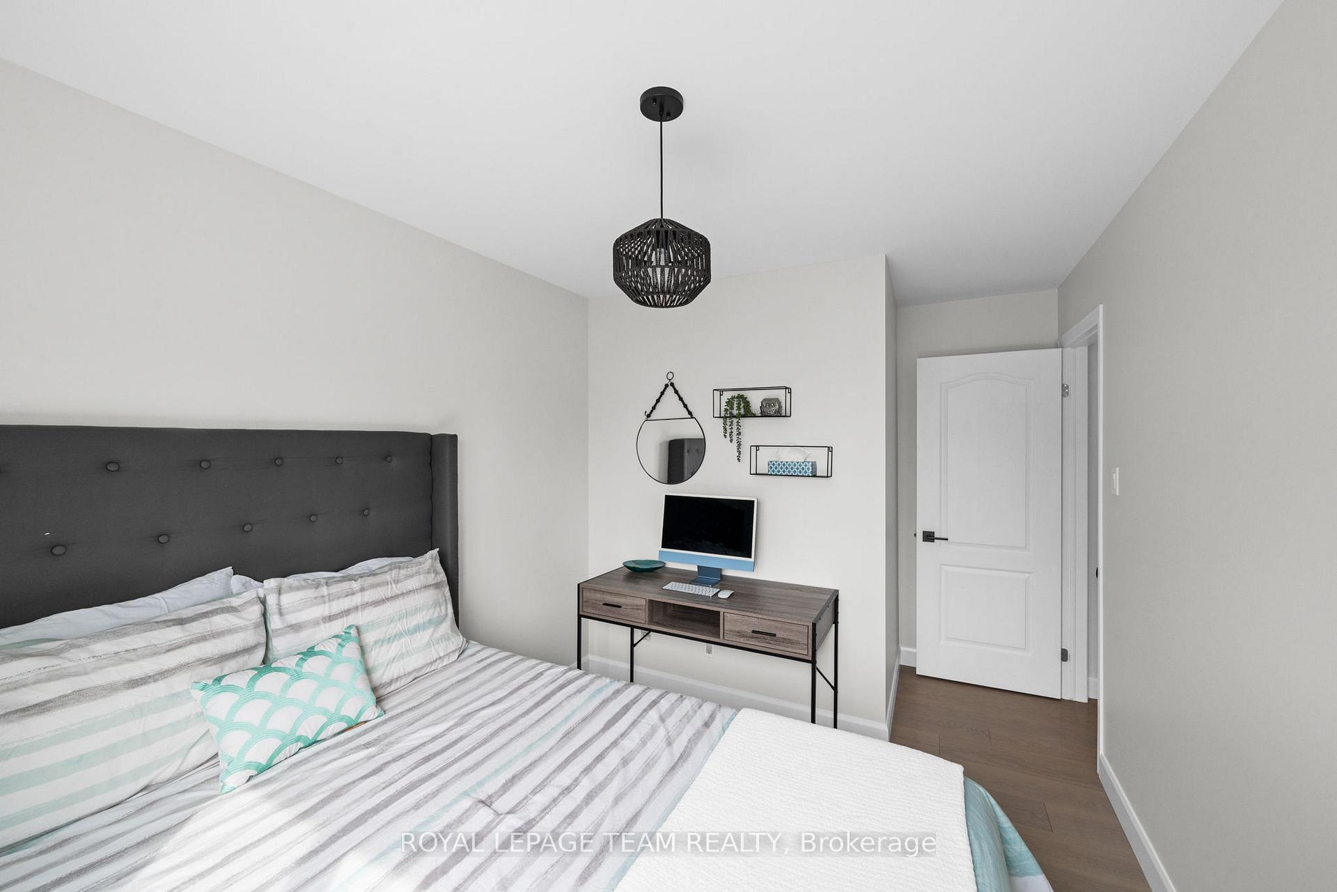 Photo 27 of 38 Merner Avenue, Ottawa, Barrhaven - Cedargrove/Fraserdale — HOMEH
