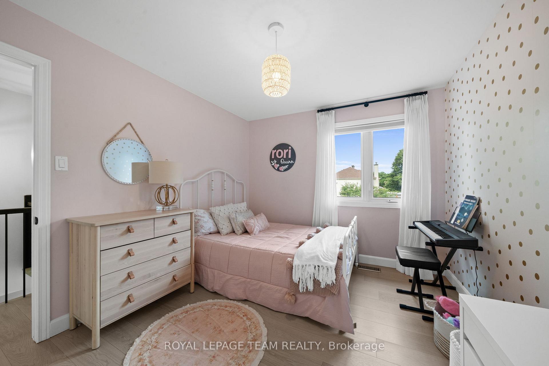 Photo 32 of 38 Merner Avenue, Ottawa, Barrhaven - Cedargrove/Fraserdale — HOMEH