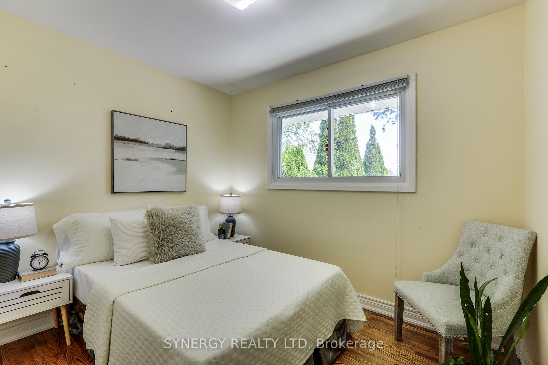 Photo 18 of 35 Queen Street, Strathroy-Caradoc, SE — HOMEH