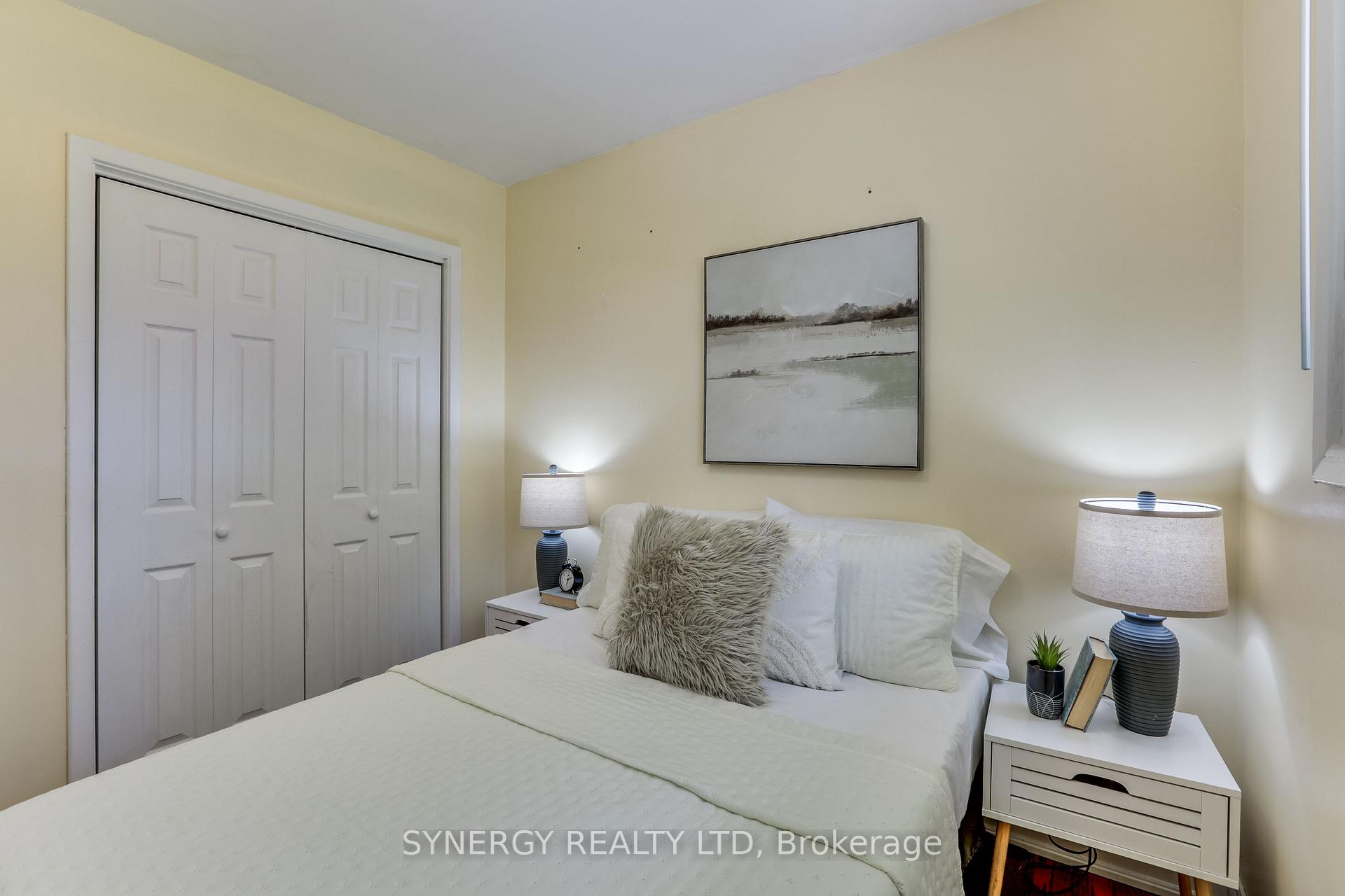 Photo 19 of 35 Queen Street, Strathroy-Caradoc, SE — HOMEH
