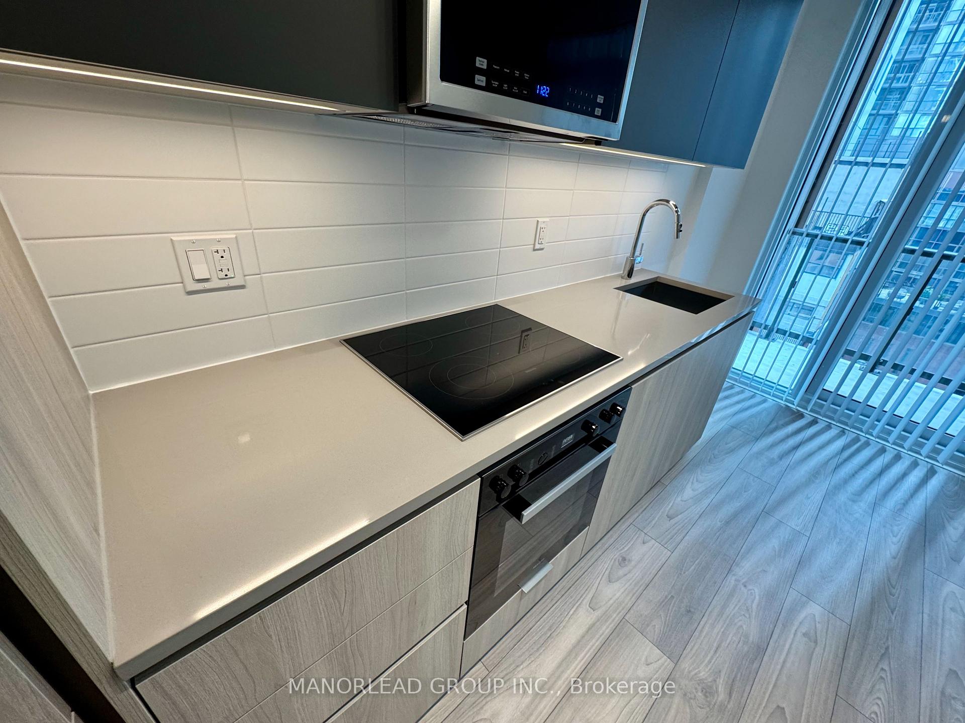 Photo 4 of Unit 708, 400 King Street W, Toronto, Waterfront Communities — HOMEH