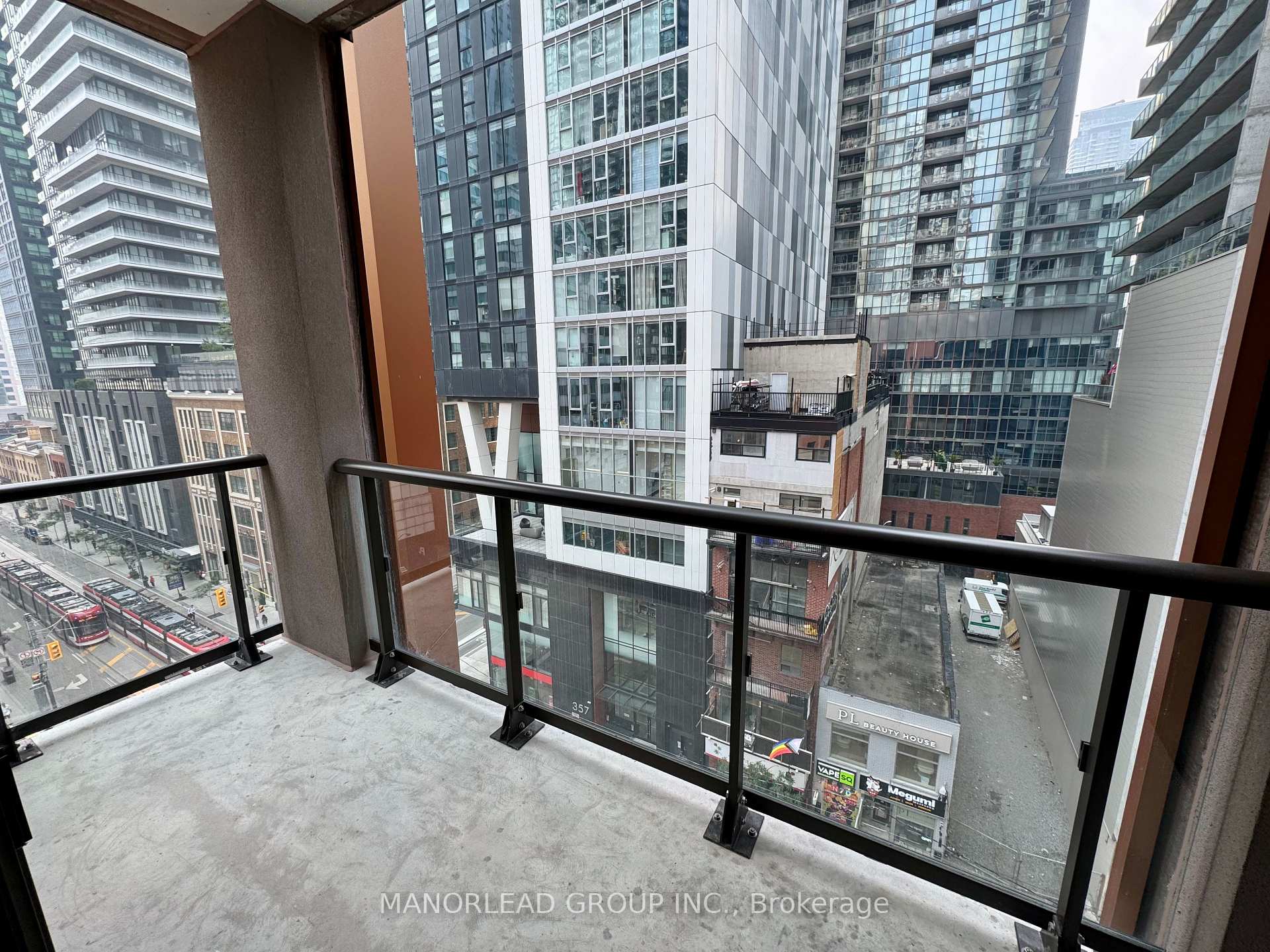 Photo 10 of Unit 708, 400 King Street W, Toronto, Waterfront Communities — HOMEH
