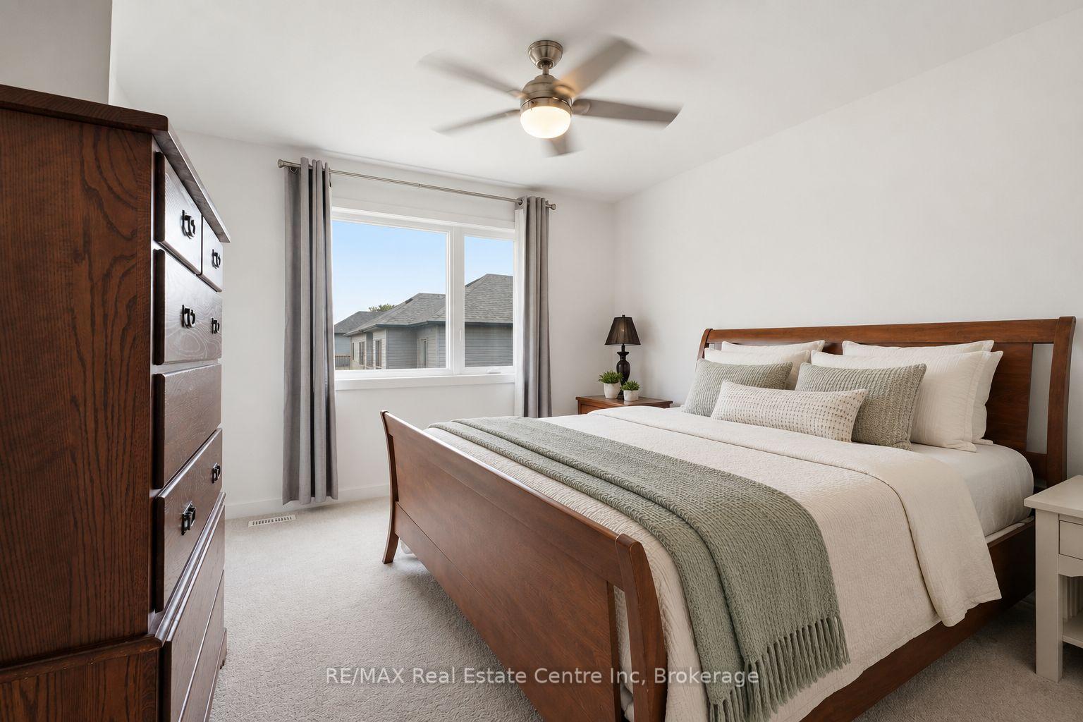 Photo 12 of Unit 10, 50 Ferris Circle, Guelph, Clairfields/Hanlon Business Park — HOMEH