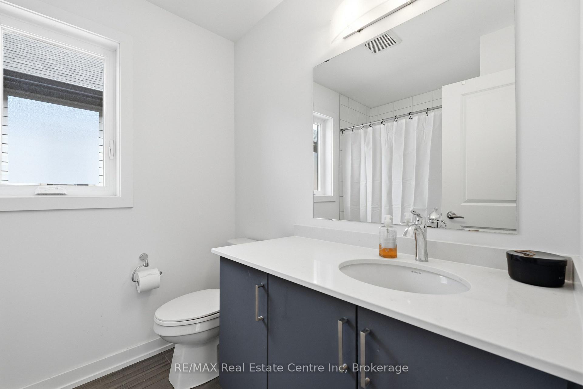 Photo 17 of Unit 10, 50 Ferris Circle, Guelph, Clairfields/Hanlon Business Park — HOMEH