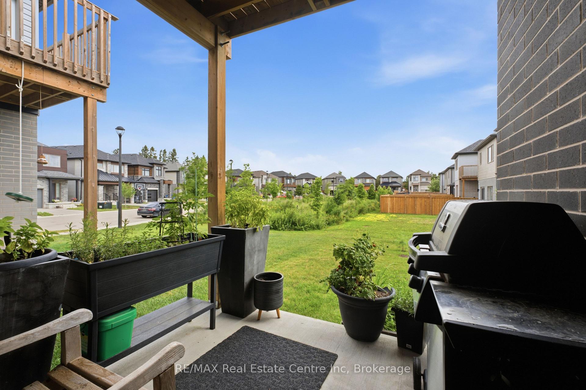 Photo 21 of Unit 10, 50 Ferris Circle, Guelph, Clairfields/Hanlon Business Park — HOMEH