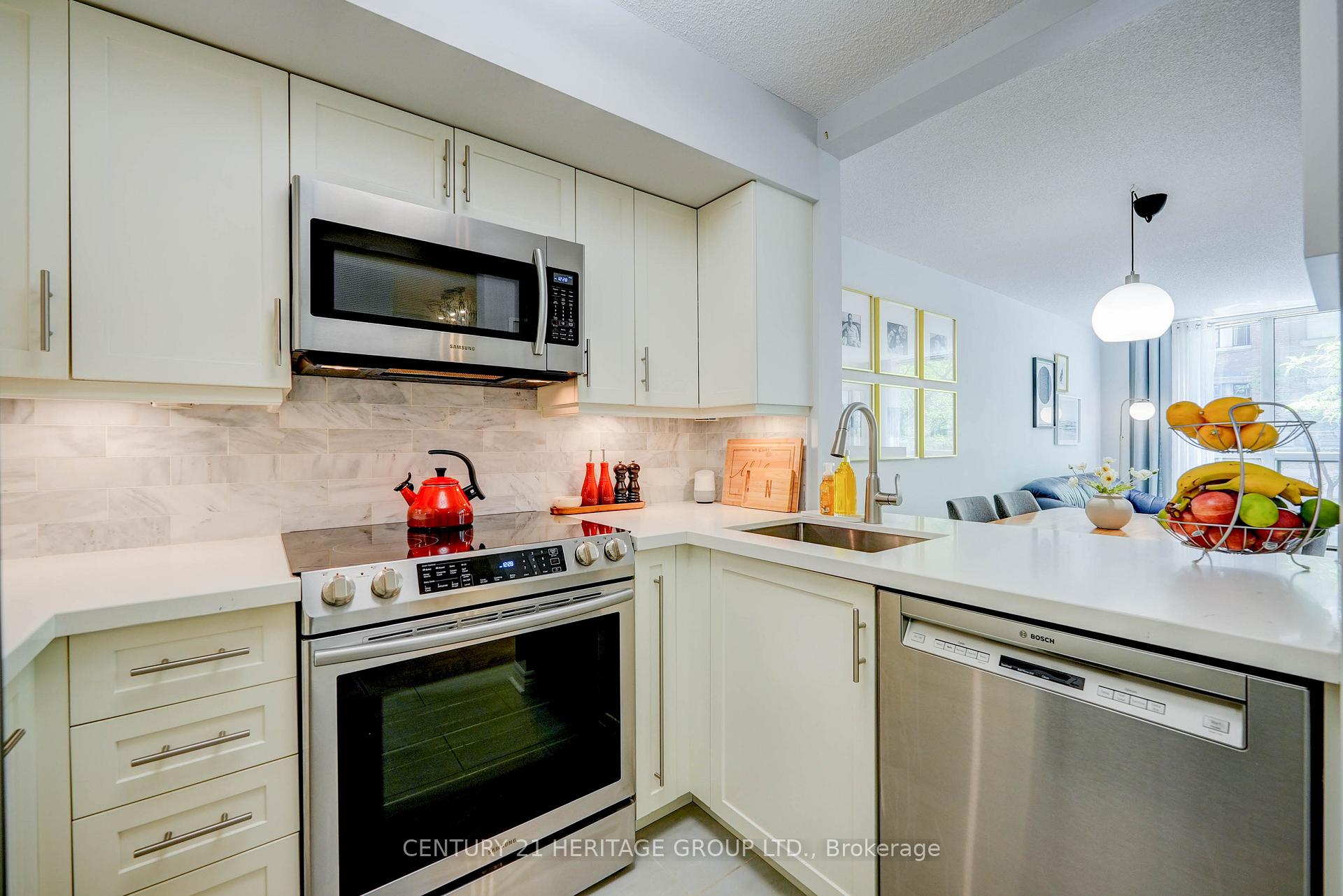 Photo 5 of Unit 207, 92 King Street E, Toronto, Church-Yonge Corridor — HOMEH