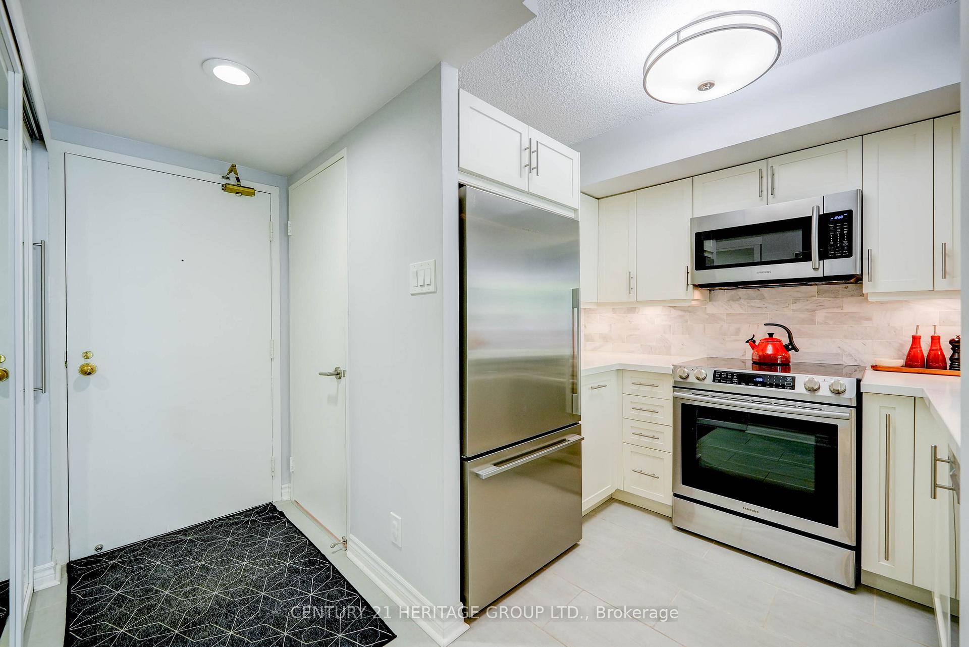 Photo 7 of Unit 207, 92 King Street E, Toronto, Church-Yonge Corridor — HOMEH