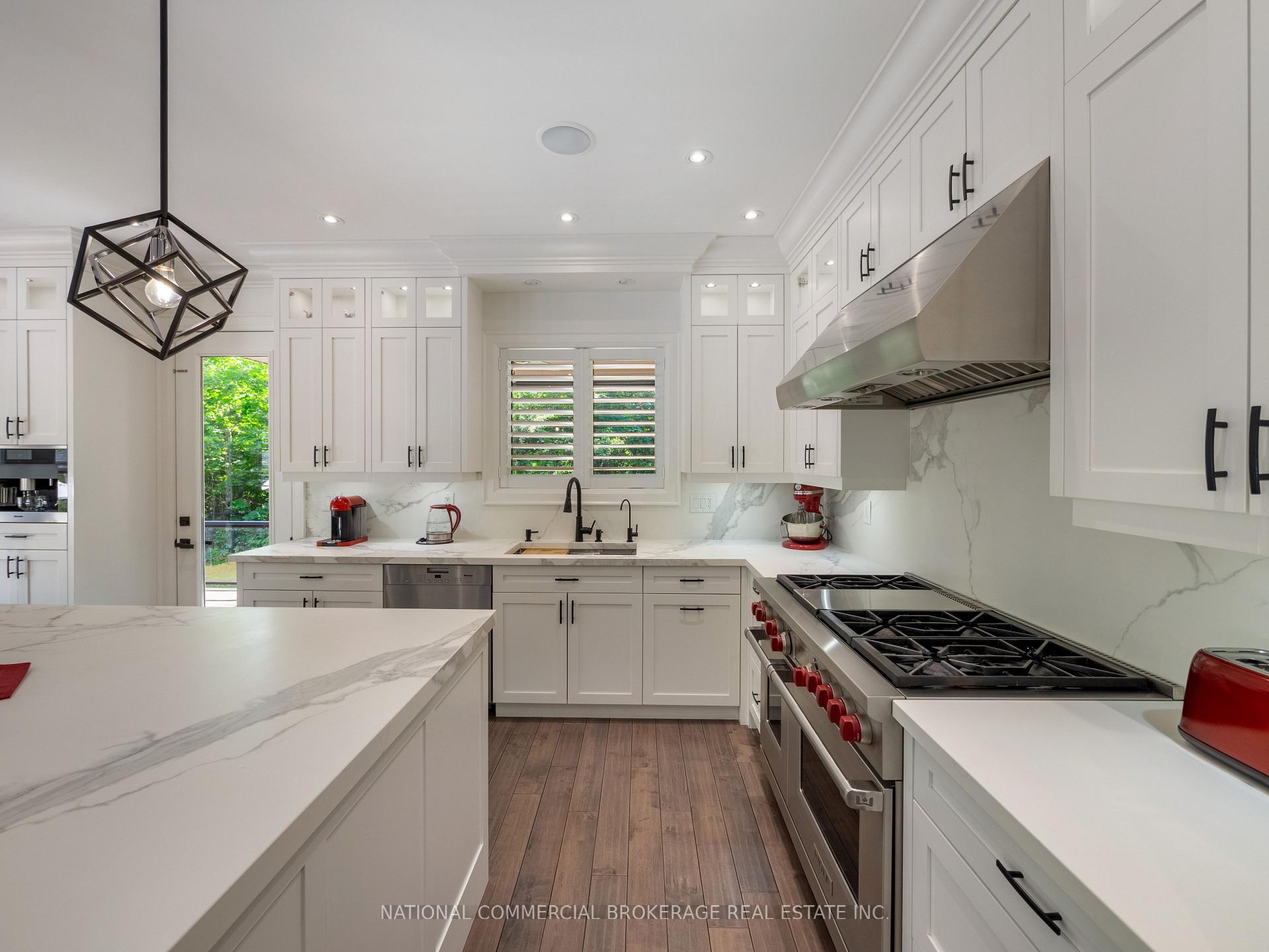 Photo 7 of 10088 Old Pine Crest Road, Halton Hills, Rural Halton Hills — HOMEH