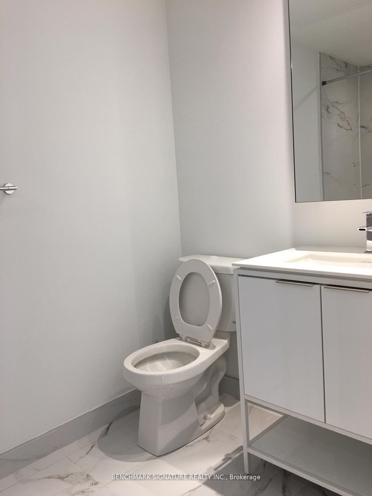 Photo 4 of Unit 1815, 77 Shuter Street, Toronto, Church-Yonge Corridor — HOMEH