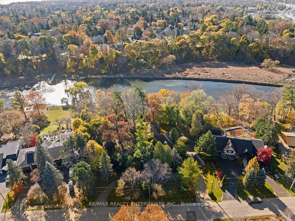 Photo 6 of 1516 Pinetree Crescent, Mississauga, Mineola — HOMEH