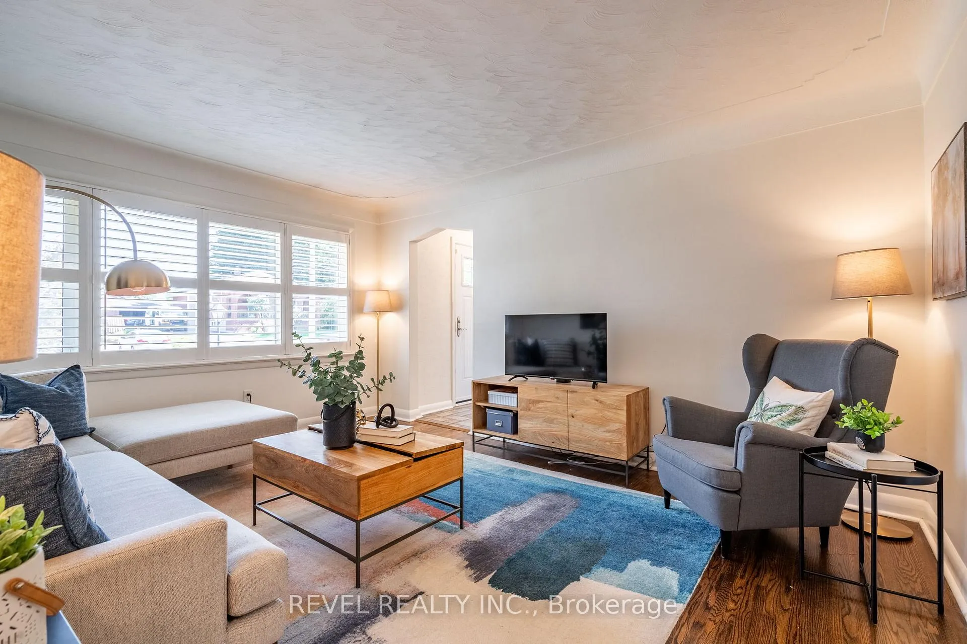 Photo 6 of 198 West 32nd Street, Hamilton, Westcliffe — HOMEH