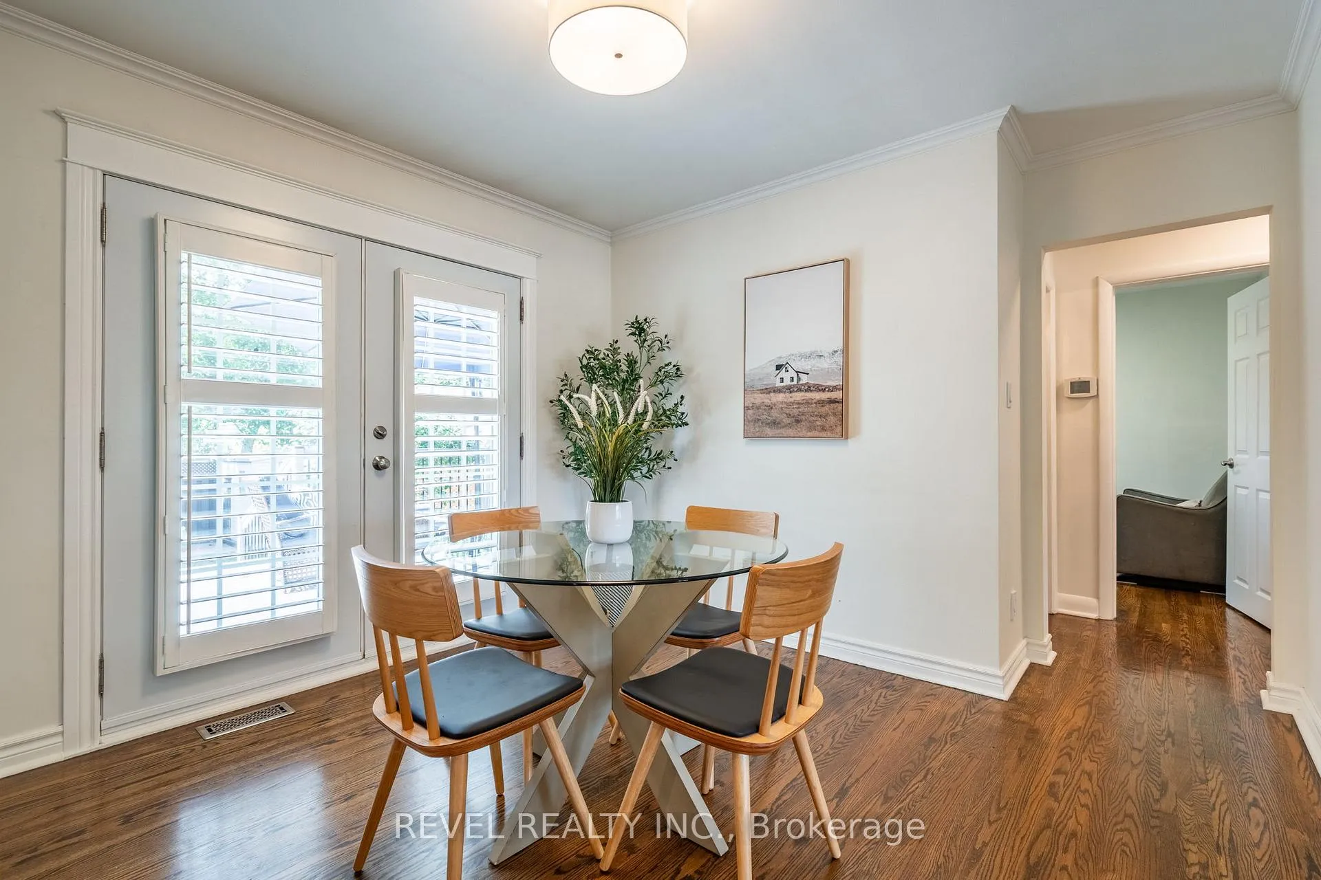 Photo 9 of 198 West 32nd Street, Hamilton, Westcliffe — HOMEH
