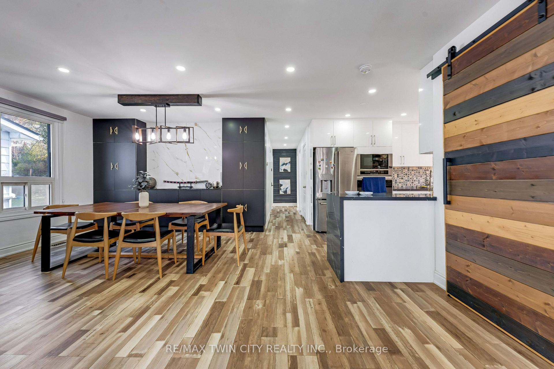Photo 15 of 193 Westheights Drive, Kitchener, Forest Heights — HOMEH