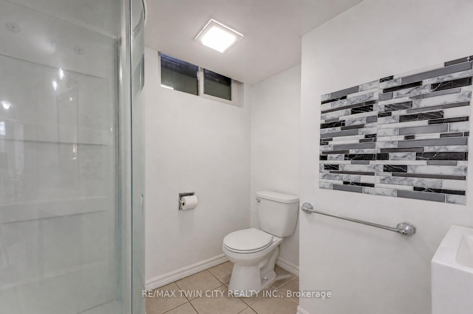 Photo 30 of 193 Westheights Drive, Kitchener, Forest Heights — HOMEH