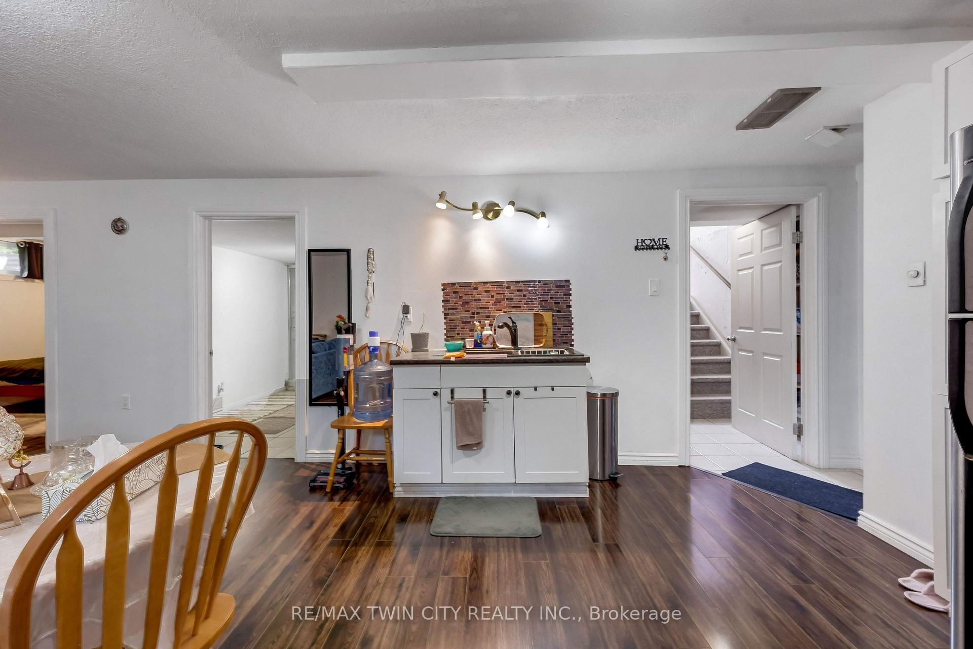 Photo 34 of 193 Westheights Drive, Kitchener, Forest Heights — HOMEH