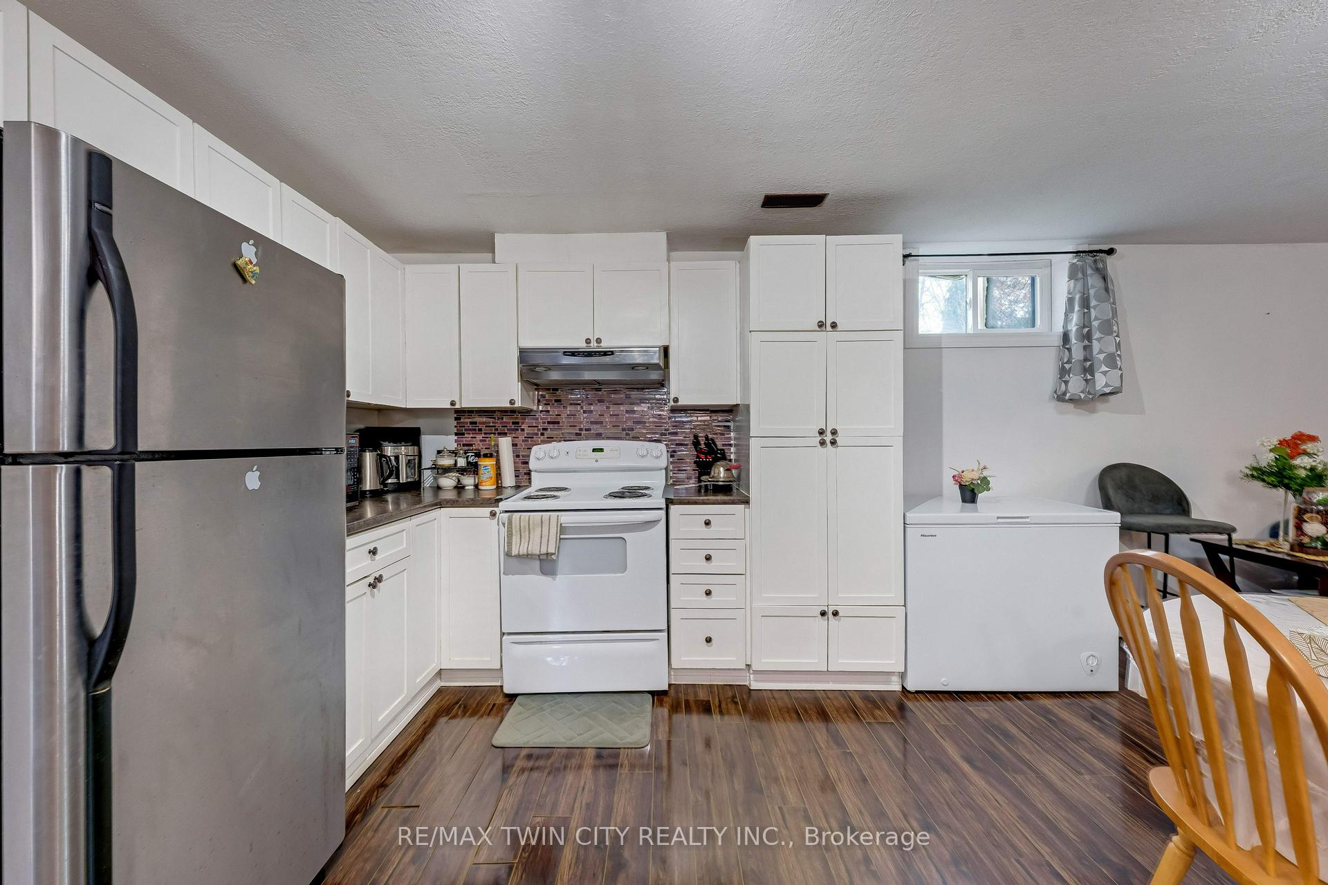 Photo 35 of 193 Westheights Drive, Kitchener, Forest Heights — HOMEH