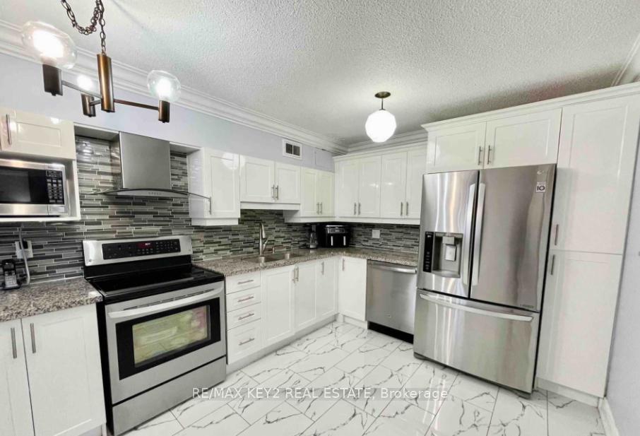 Photo 5 of Unit 88, 140 Ling Road, Scarborough, West Hill — HOMEH