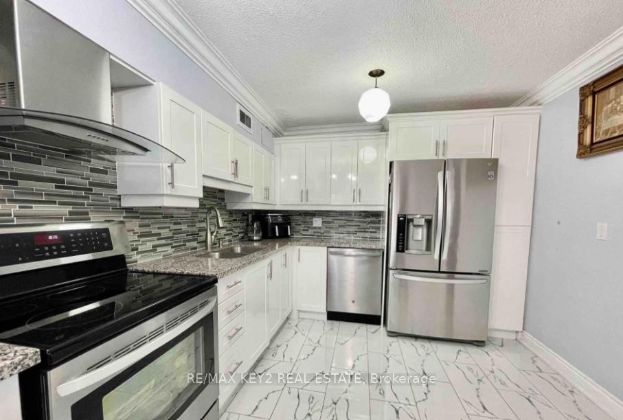 Photo 6 of Unit 88, 140 Ling Road, Scarborough, West Hill — HOMEH