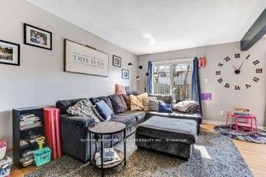 Photo 4 of Unit 17, 711 Osgoode Drive, London, South Y — HOMEH