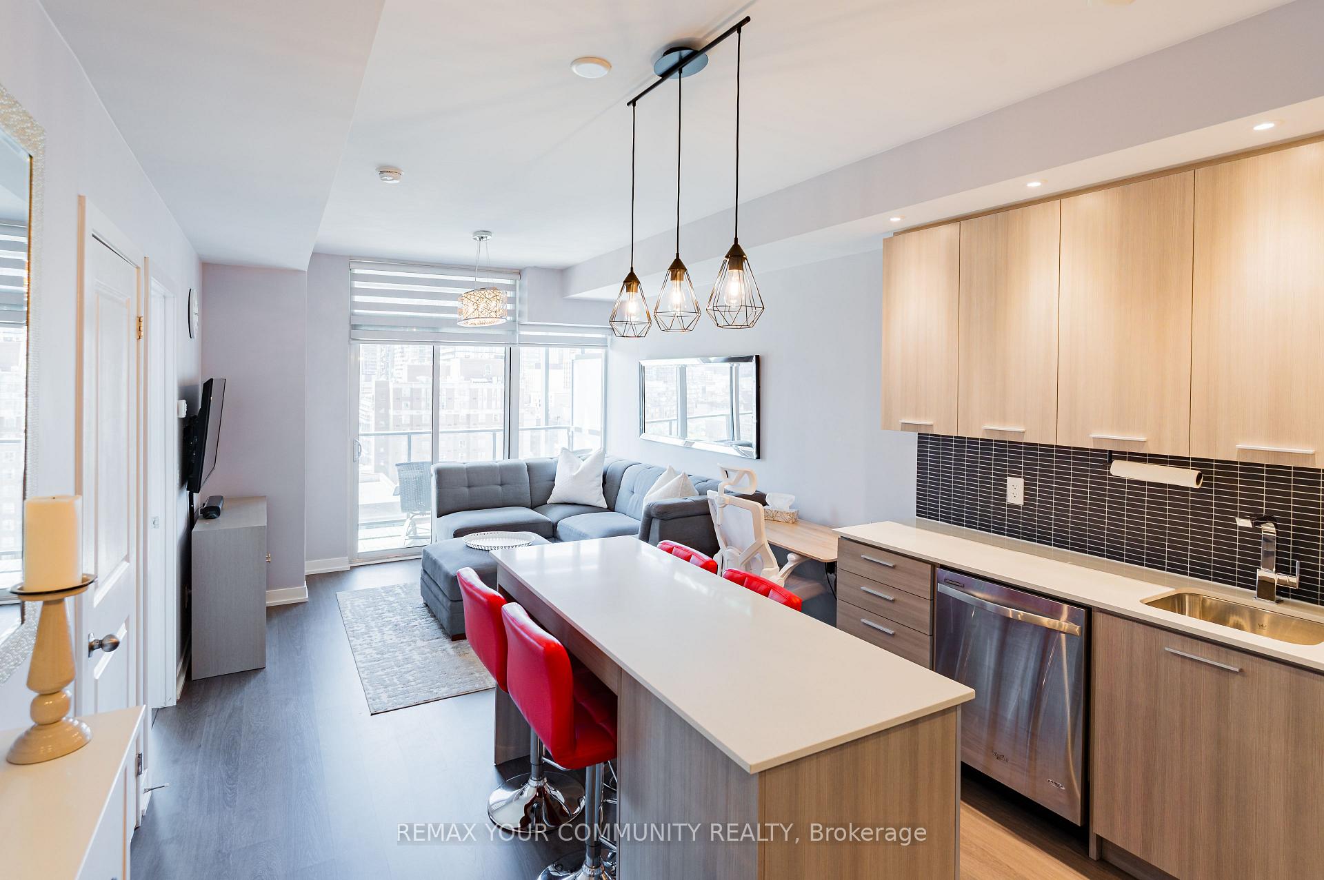 Photo 7 of Unit 1412, 105 George Street, Toronto, Moss Park — HOMEH