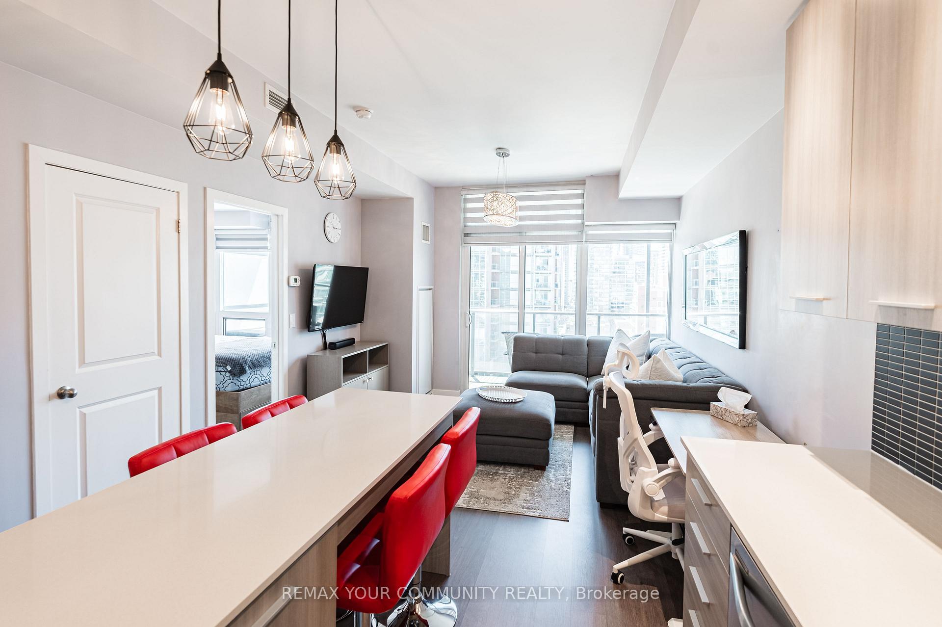 Photo 8 of Unit 1412, 105 George Street, Toronto, Moss Park — HOMEH