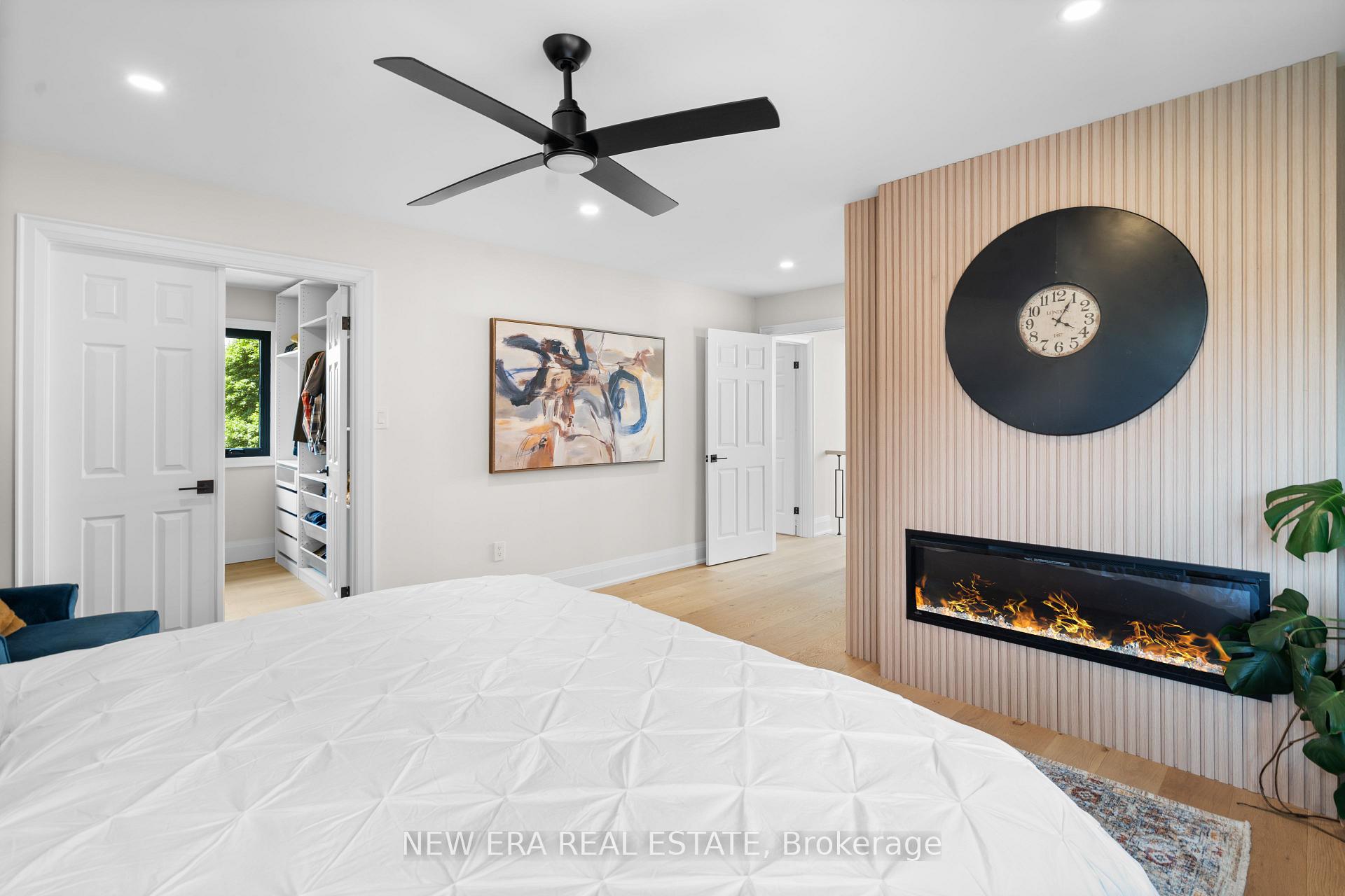 Photo 19 of 261 Pinetree Way, Mississauga, Mineola — HOMEH