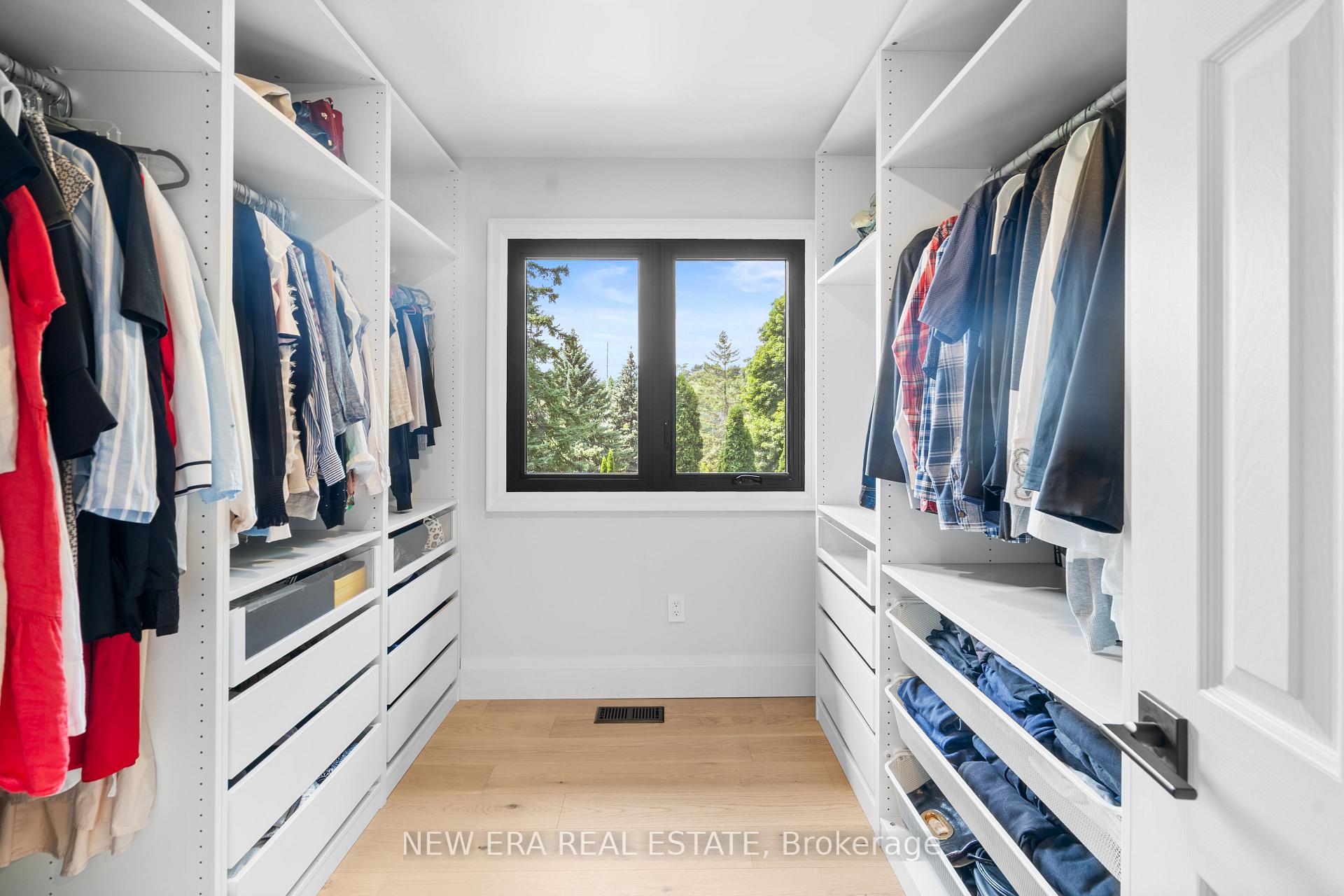 Photo 22 of 261 Pinetree Way, Mississauga, Mineola — HOMEH