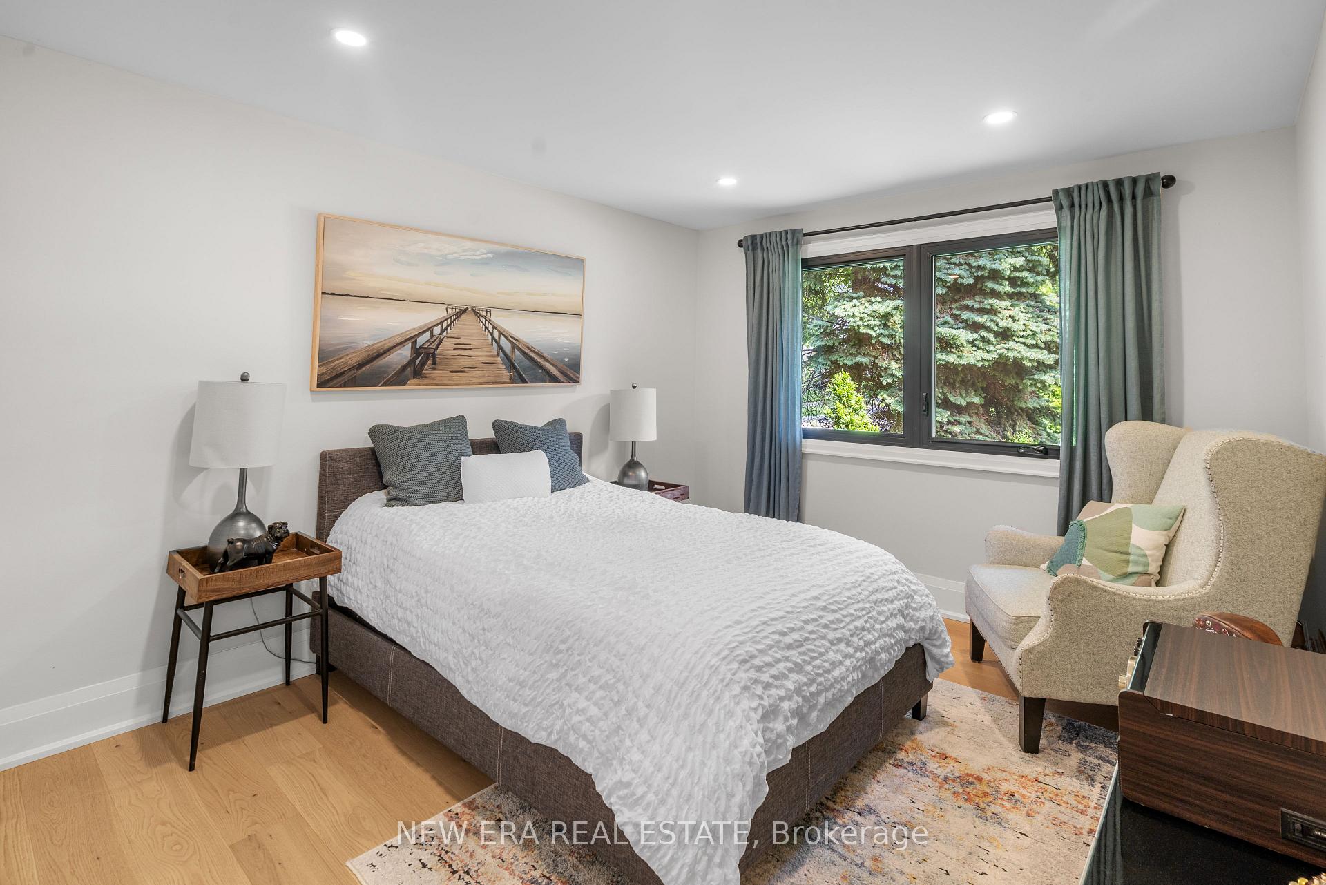 Photo 28 of 261 Pinetree Way, Mississauga, Mineola — HOMEH