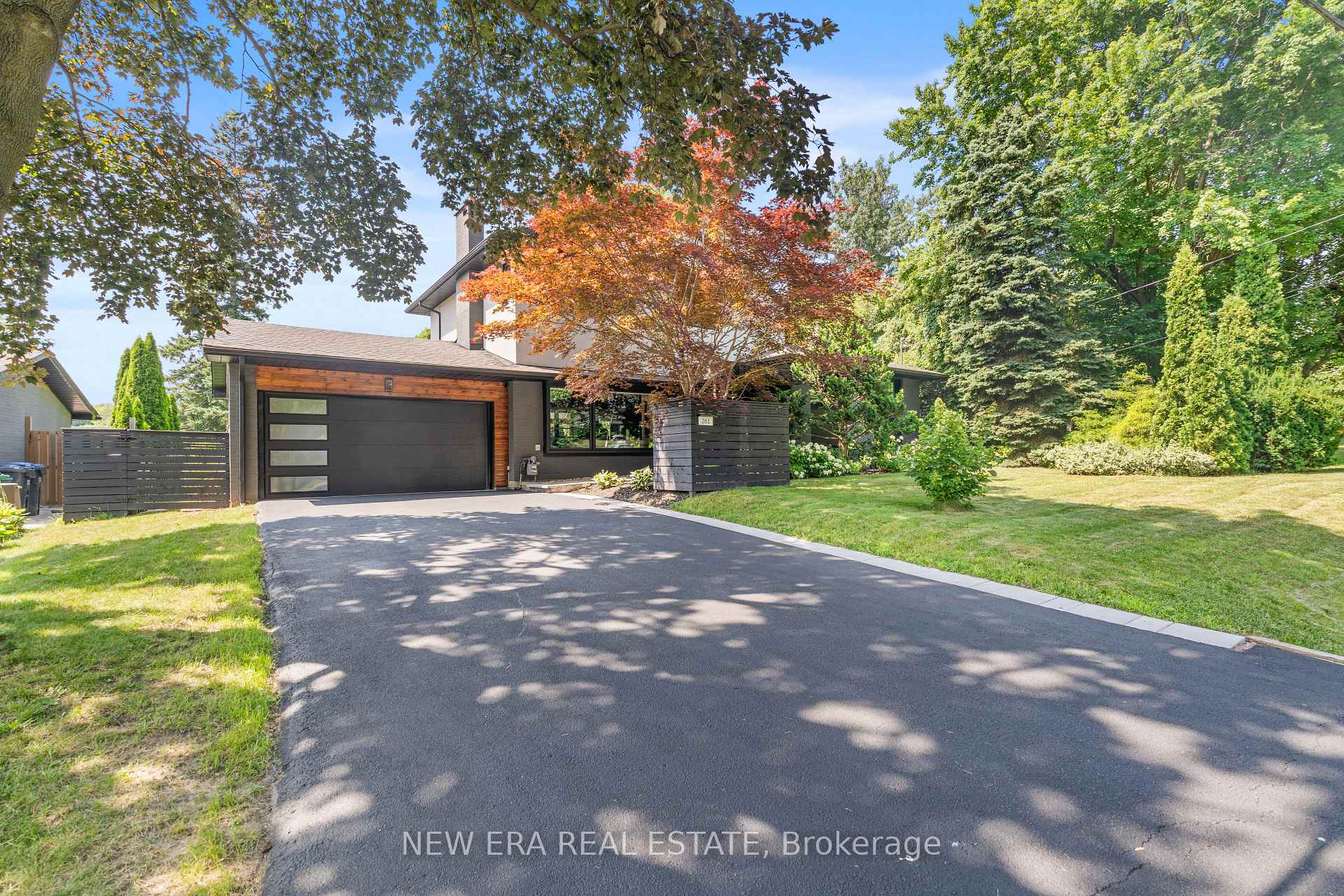 Photo 44 of 261 Pinetree Way, Mississauga, Mineola — HOMEH