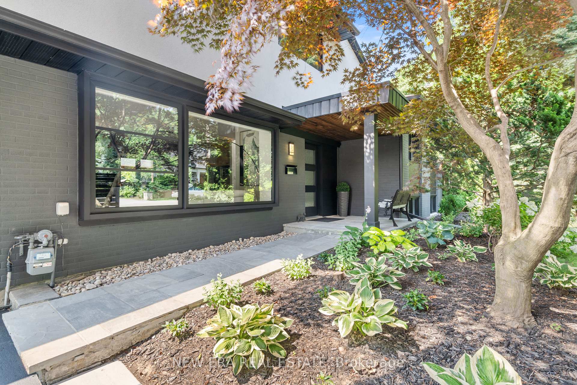 Photo 46 of 261 Pinetree Way, Mississauga, Mineola — HOMEH