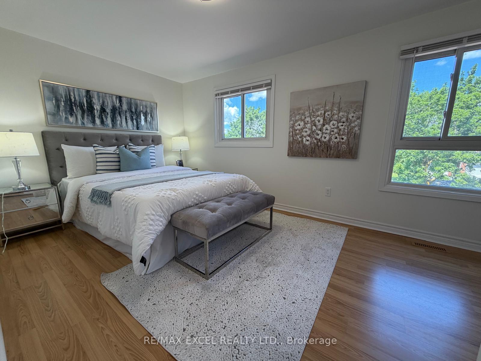 Photo 8 of 43 Duxford Crescent, Markham, Milliken Mills East — HOMEH