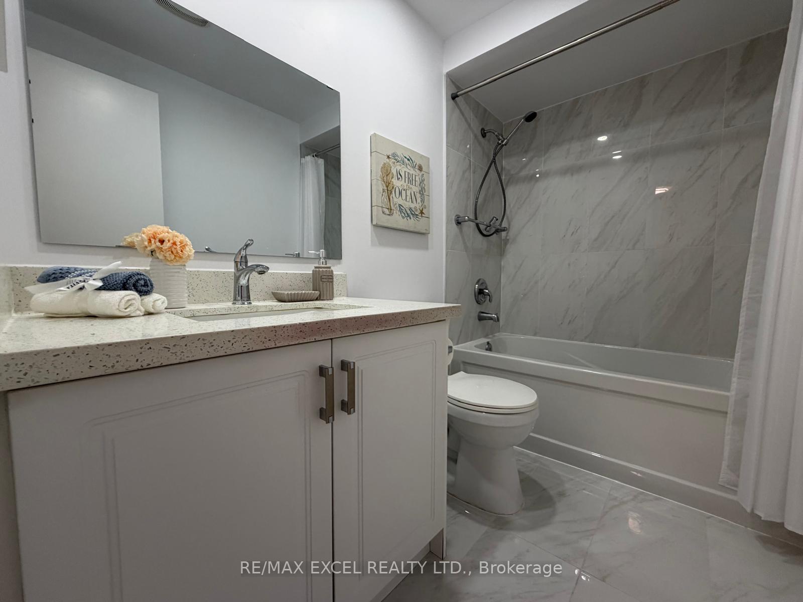 Photo 12 of 43 Duxford Crescent, Markham, Milliken Mills East — HOMEH