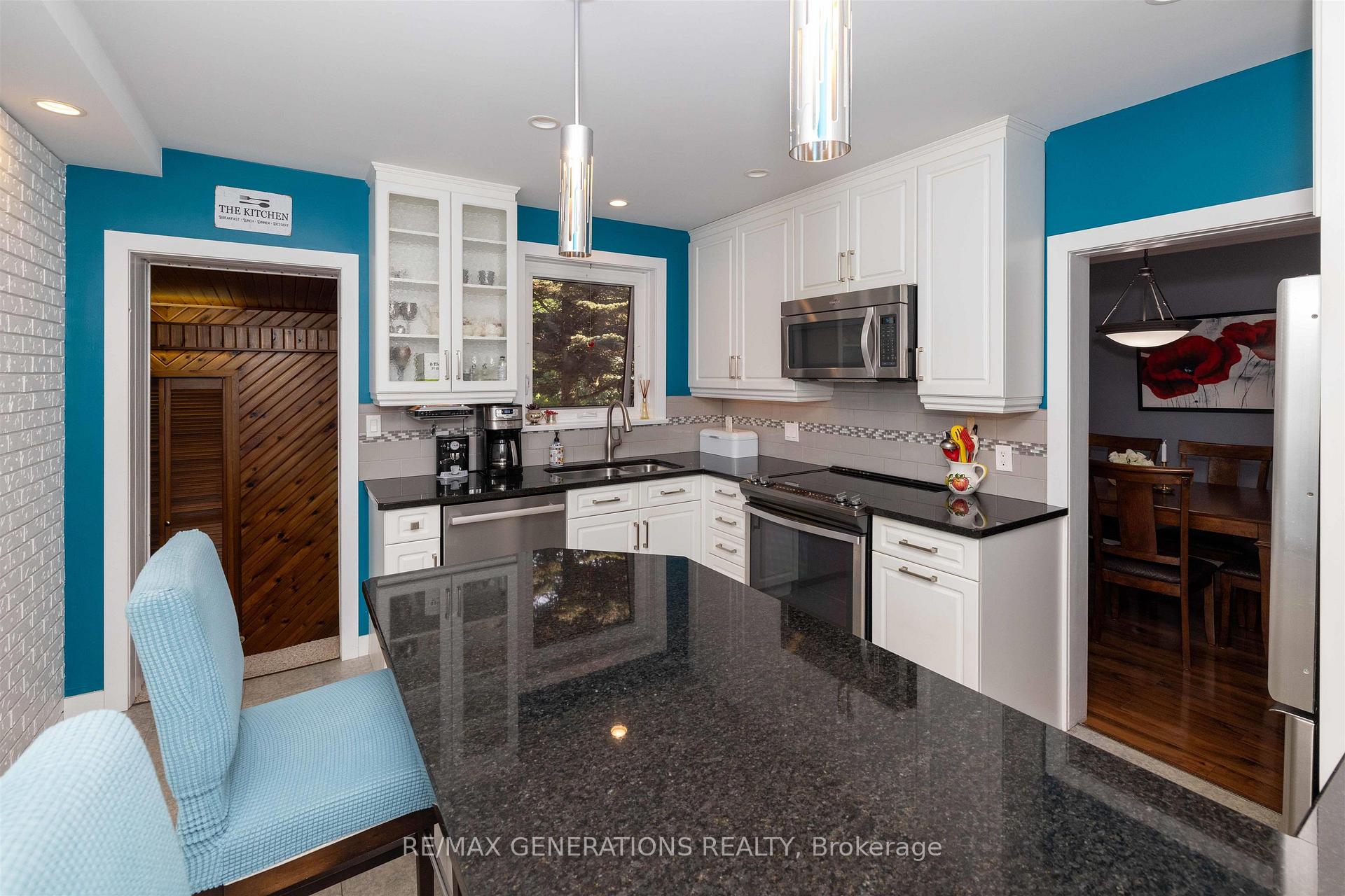 Photo 3 of 159 Ruttan Street, Thunder Bay, Shuniah — HOMEH