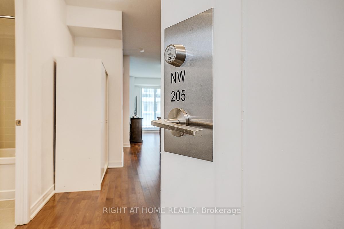 Photo of Unit 205, 9201 Yonge Street