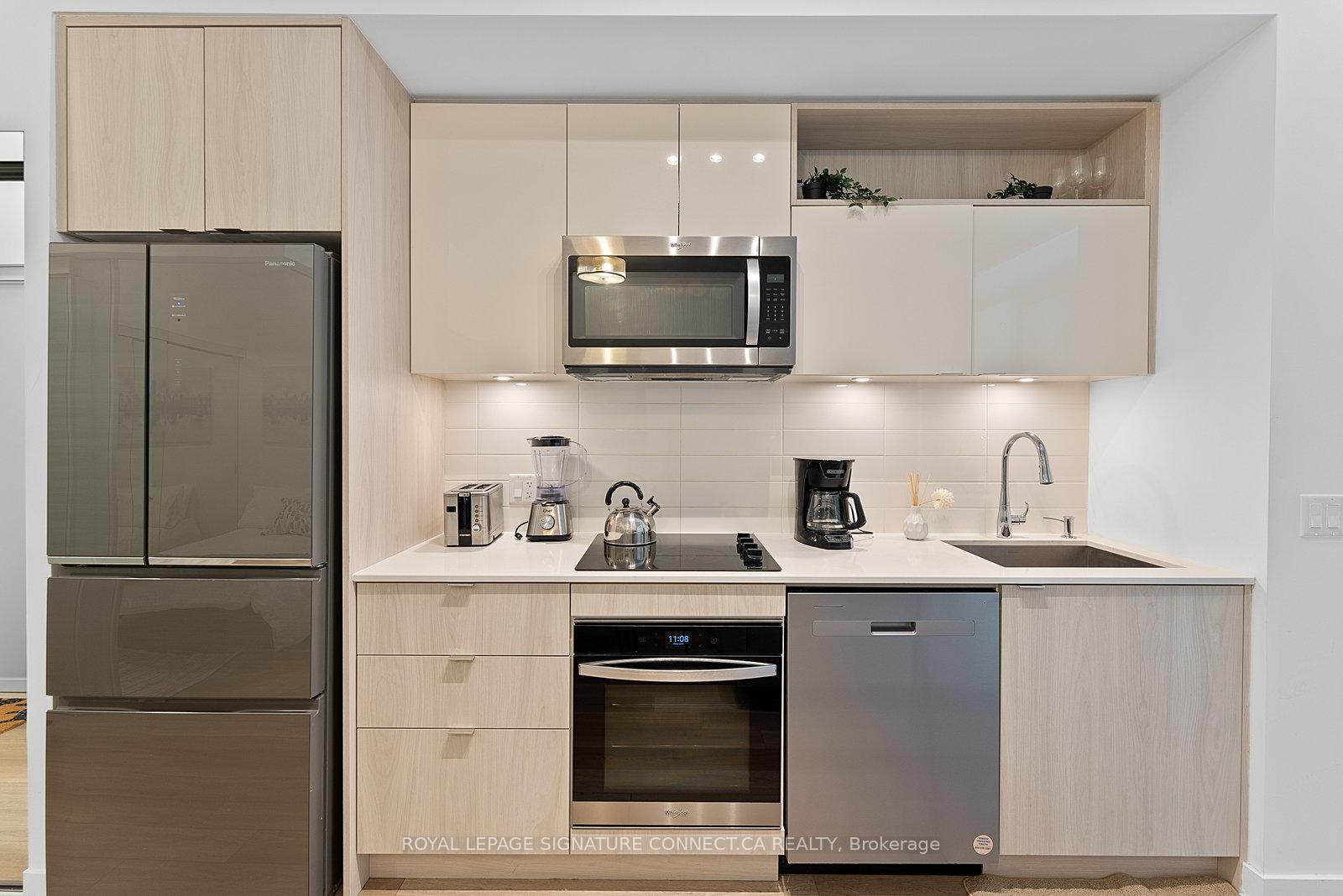 Photo 10 of Unit 103, 60 Princess Street, Toronto, Waterfront Communities — HOMEH