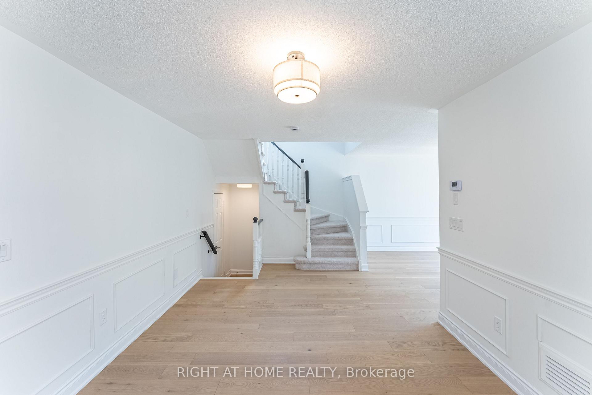 Photo 4 of 112 White Crescent, Barrie, Holly — HOMEH