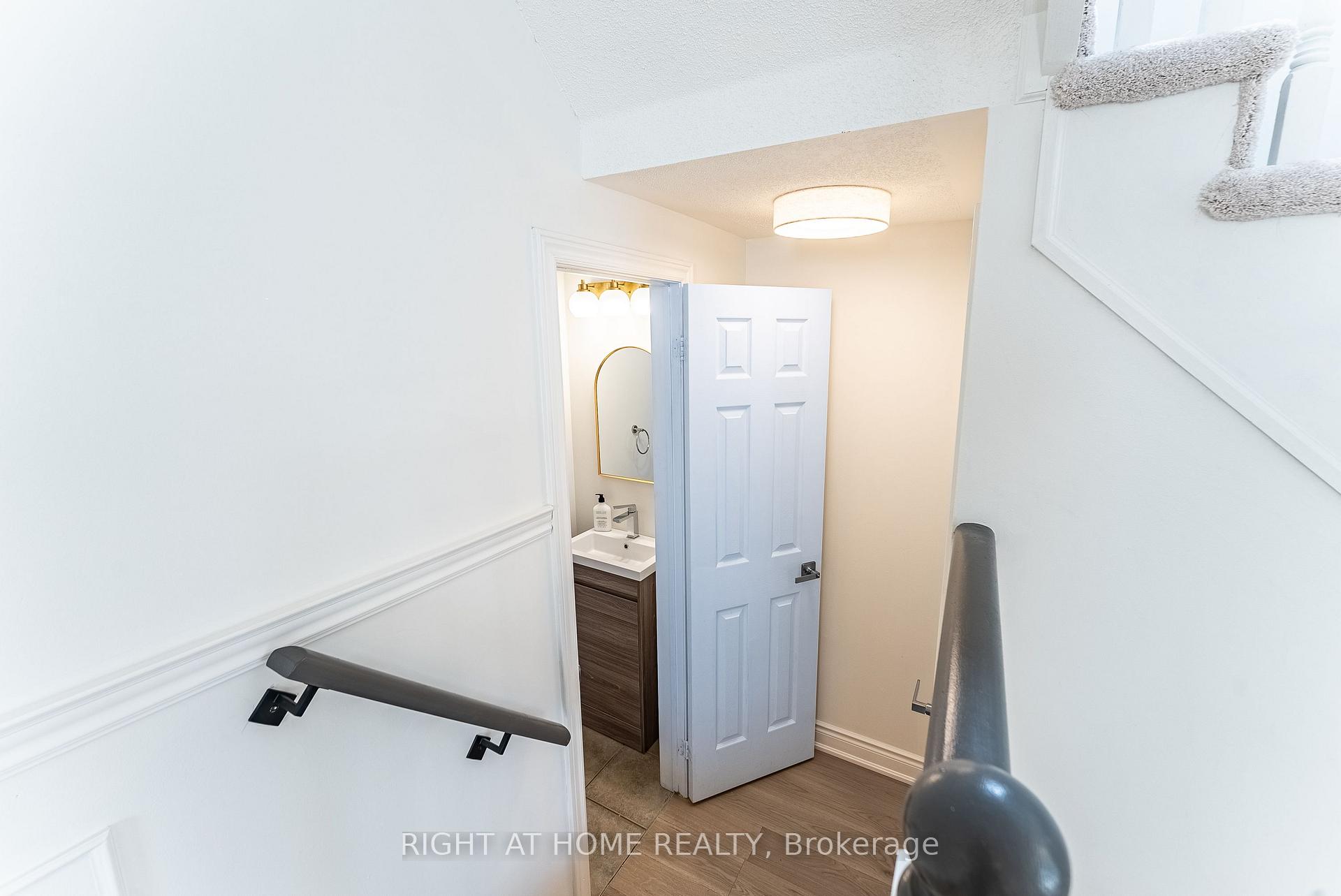 Photo 9 of 112 White Crescent, Barrie, Holly — HOMEH