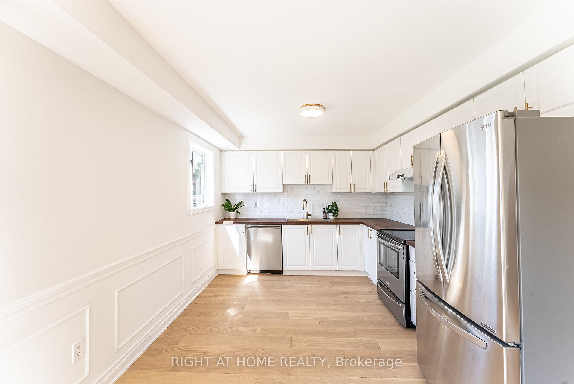 Photo 16 of 112 White Crescent, Barrie, Holly — HOMEH