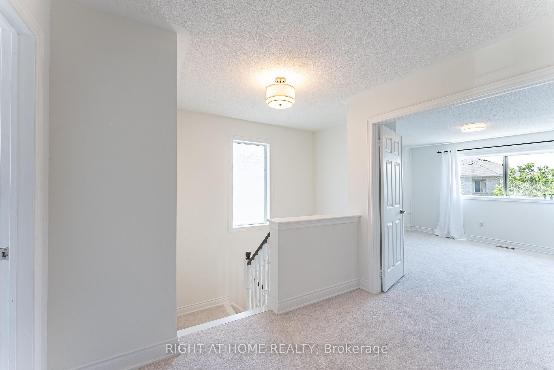 Photo 25 of 112 White Crescent, Barrie, Holly — HOMEH