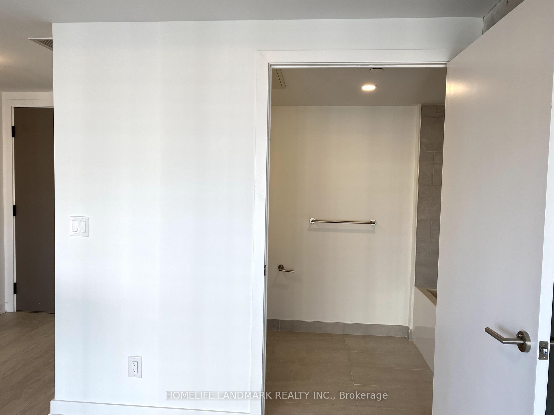 Photo 8 of Unit 1504, 47 Mutual Street, Toronto, Church-Yonge Corridor — HOMEH