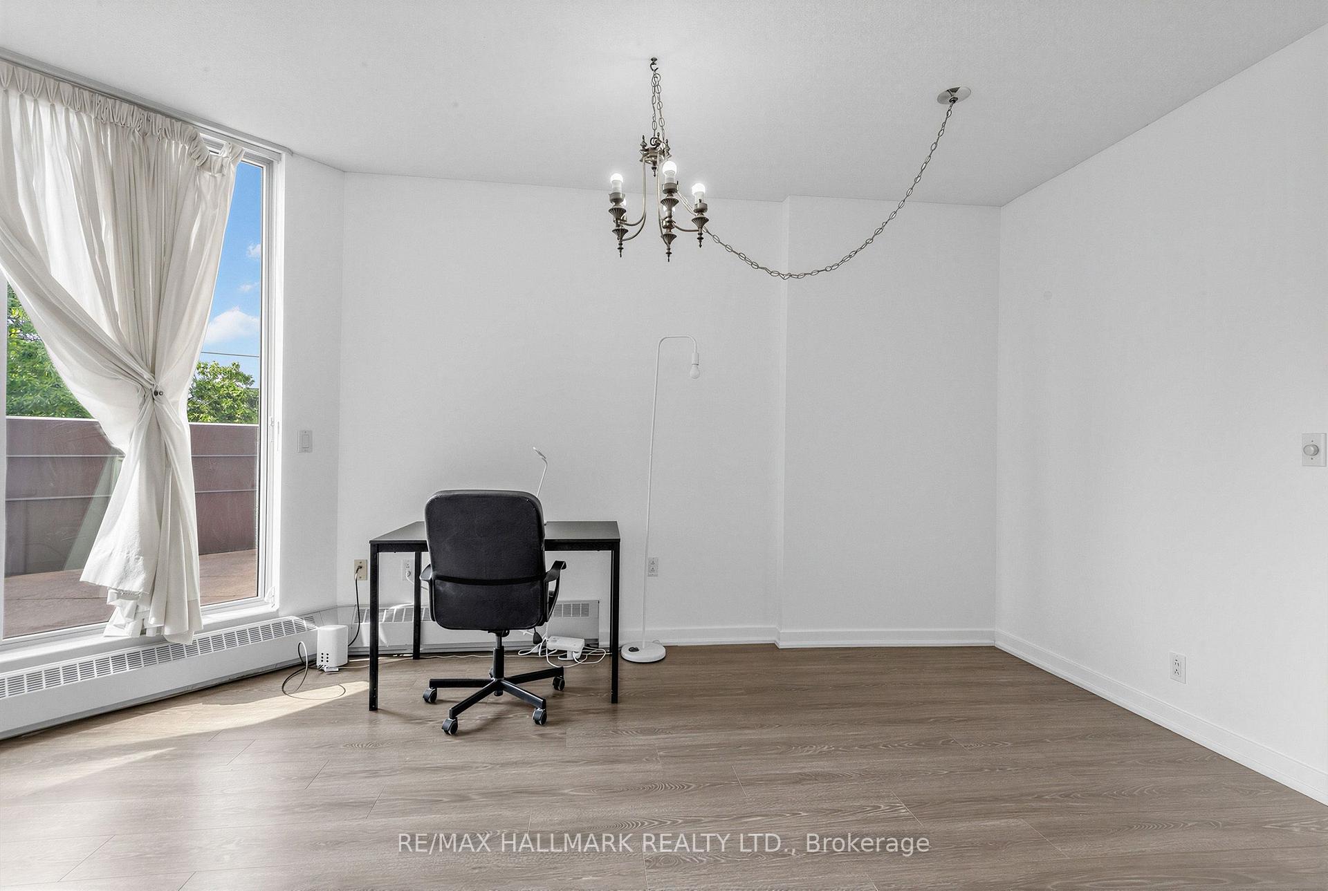 Photo 12 of Unit 102, 3 Duplex Avenue, North York, Newtonbrook West — HOMEH