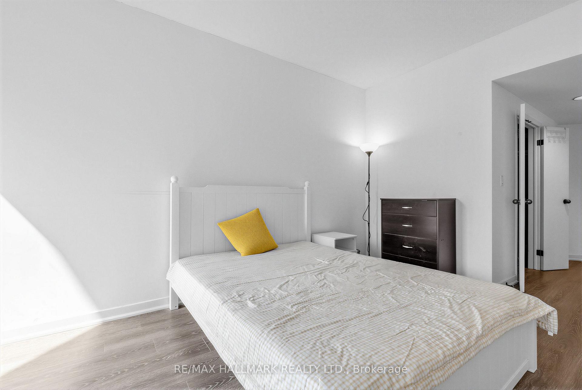 Photo 20 of Unit 102, 3 Duplex Avenue, North York, Newtonbrook West — HOMEH