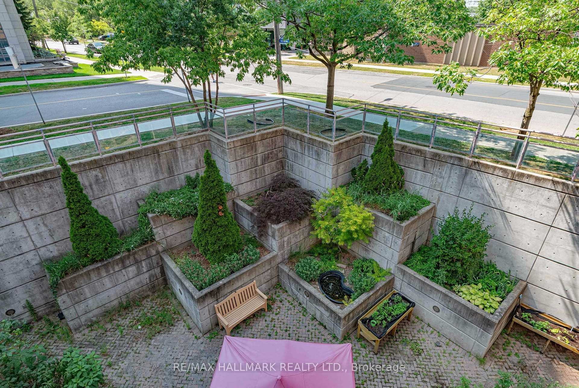 Photo 27 of Unit 102, 3 Duplex Avenue, North York, Newtonbrook West — HOMEH