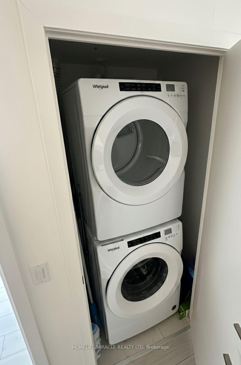 Photo 15 of Unit 1003, 55 Duke Street, Kitchener, City Commercial Core — HOMEH