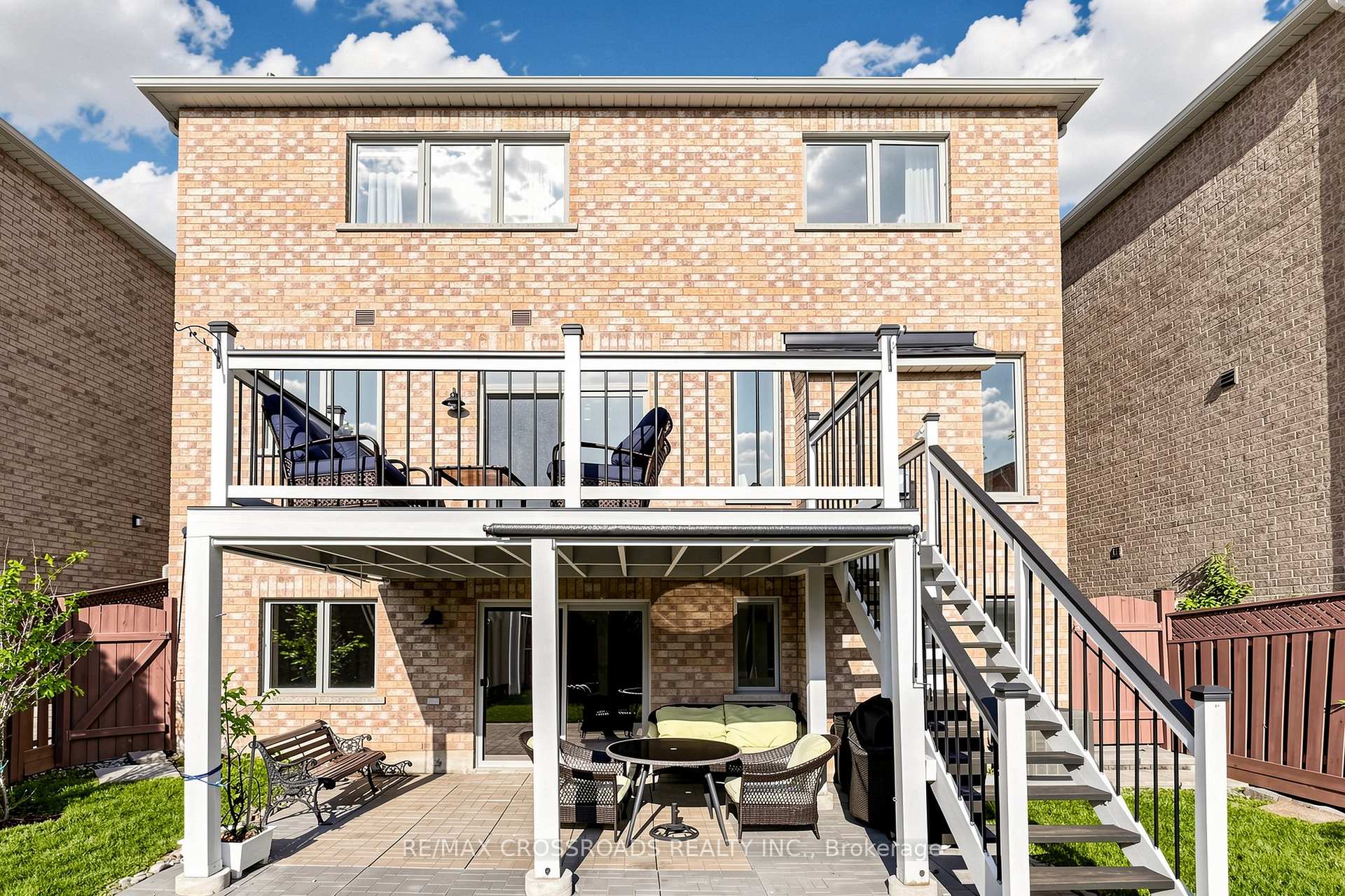Photo 2 of 334 Williamson Road, Markham, Greensborough — HOMEH