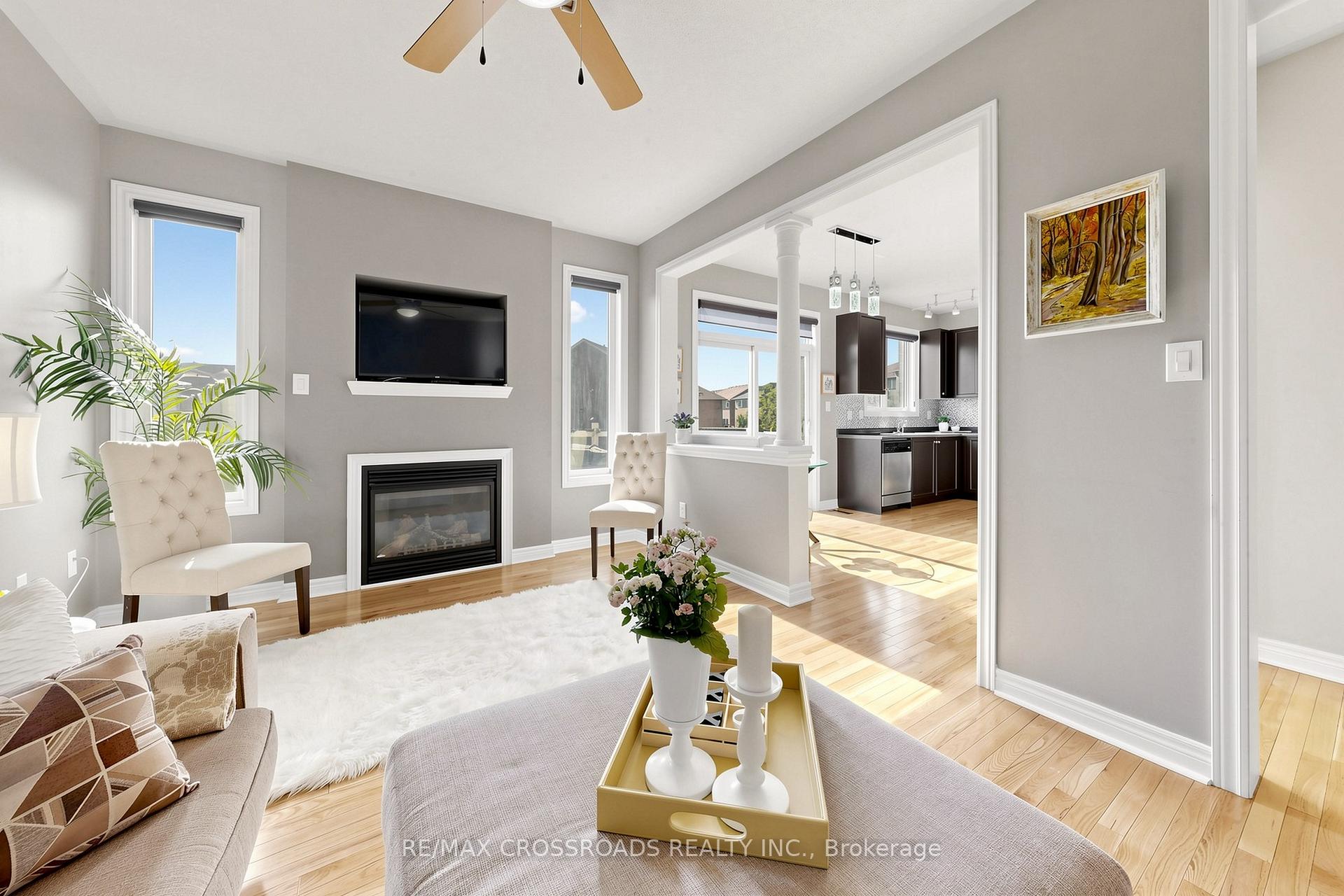 Photo 12 of 334 Williamson Road, Markham, Greensborough — HOMEH